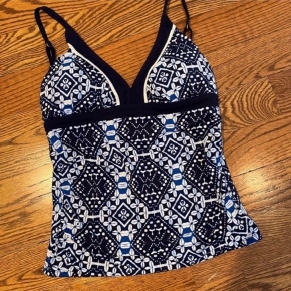 Women tommy bahama indigo cowrie diamonds over the shoulder shirred Tankini top - Picture 3 of 4